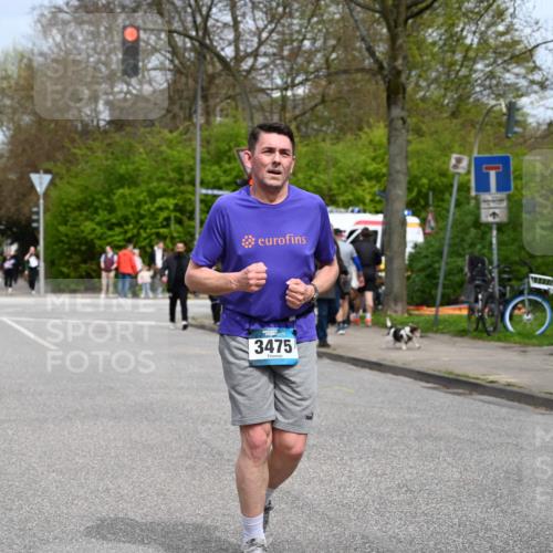 12.04.2026 - 45. Internationalen Wilhelmsburger Insellauf J. Mangold http://msf.ph/oto/9520060 12.04.2026 13:36:54 Ziel 2773, 3559, 5604, 3475 meine-sportfotos.de