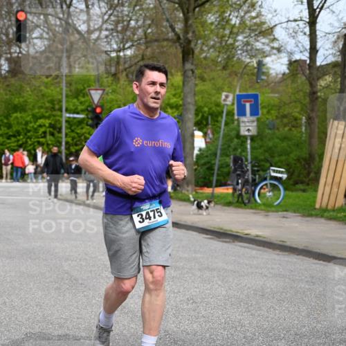 12.04.2026 - 45. Internationalen Wilhelmsburger Insellauf J. Mangold http://msf.ph/oto/9520064 12.04.2026 13:36:55 Ziel 2773, 3559, 5604, 3475 meine-sportfotos.de