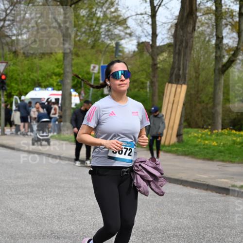 12.04.2026 - 45. Internationalen Wilhelmsburger Insellauf J. Mangold http://msf.ph/oto/9520088 12.04.2026 13:37:06 Ziel 3559, 5604, 3475, 5672 meine-sportfotos.de