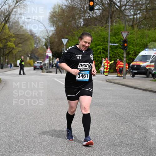 12.04.2026 - 45. Internationalen Wilhelmsburger Insellauf J. Mangold http://msf.ph/oto/9520123 12.04.2026 13:41:08 Ziel 3461 meine-sportfotos.de