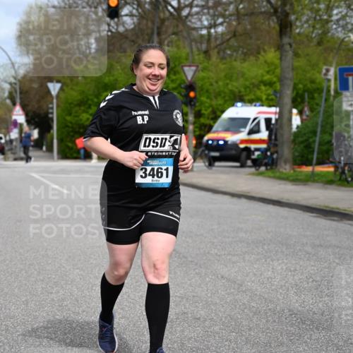 12.04.2026 - 45. Internationalen Wilhelmsburger Insellauf J. Mangold http://msf.ph/oto/9520129 12.04.2026 13:41:09 Ziel 3461 meine-sportfotos.de