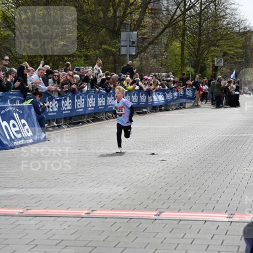 12.04.2026 - 45. Internationalen Wilhelmsburger Insellauf J. Mangold http://msf.ph/oto/9520144 12.04.2026 14:07:51 Ziel 1522 meine-sportfotos.de
