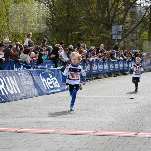 12.04.2026 - 45. Internationalen Wilhelmsburger Insellauf J. Mangold http://msf.ph/oto/9520253 12.04.2026 14:08:22 Ziel 1510, 1509 meine-sportfotos.de