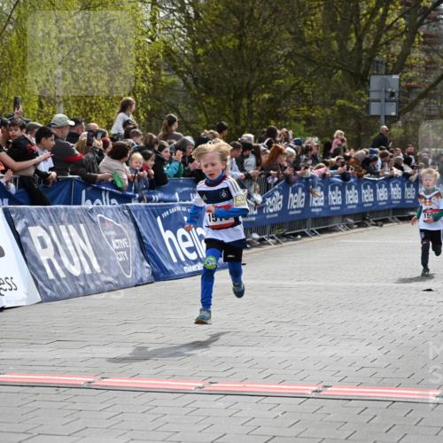 12.04.2026 - 45. Internationalen Wilhelmsburger Insellauf J. Mangold http://msf.ph/oto/9520256 12.04.2026 14:08:22 Ziel 1510, 1509 meine-sportfotos.de