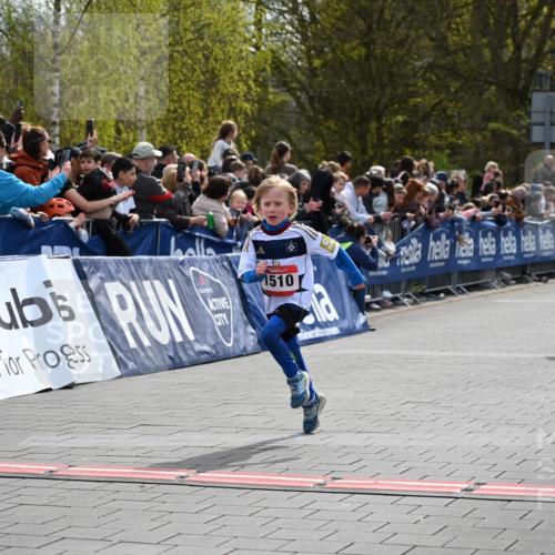 12.04.2026 - 45. Internationalen Wilhelmsburger Insellauf J. Mangold http://msf.ph/oto/9520259 12.04.2026 14:08:22 Ziel 1510, 1509 meine-sportfotos.de