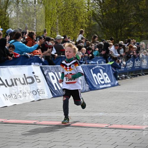 12.04.2026 - 45. Internationalen Wilhelmsburger Insellauf J. Mangold http://msf.ph/oto/9520277 12.04.2026 14:08:25 Ziel 1510, 1509 meine-sportfotos.de