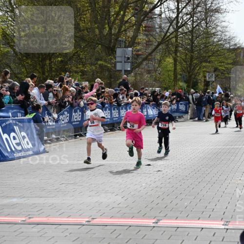 12.04.2026 - 45. Internationalen Wilhelmsburger Insellauf J. Mangold http://msf.ph/oto/9520284 12.04.2026 14:08:29 Ziel 1509, 58, 26, 716 meine-sportfotos.de