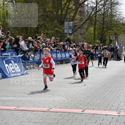 12.04.2026 - 45. Internationalen Wilhelmsburger Insellauf J. Mangold http://msf.ph/oto/9520309 12.04.2026 14:08:34 Ziel 58, 26, 716, 1505, 782, 258, 175 meine-sportfotos.de