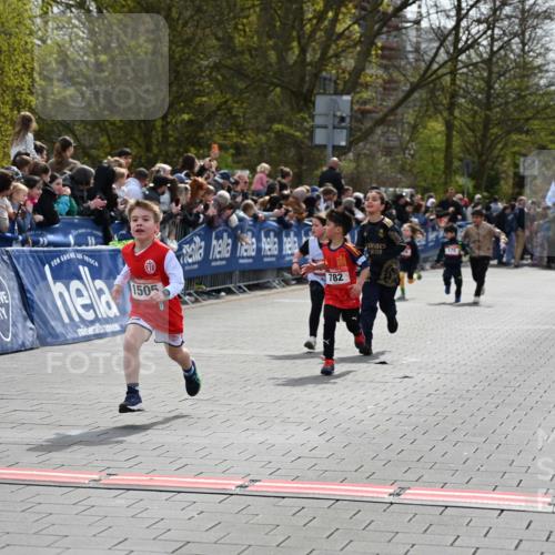 12.04.2026 - 45. Internationalen Wilhelmsburger Insellauf J. Mangold http://msf.ph/oto/9520314 12.04.2026 14:08:34 Ziel 58, 26, 716, 1505, 782, 258, 175 meine-sportfotos.de