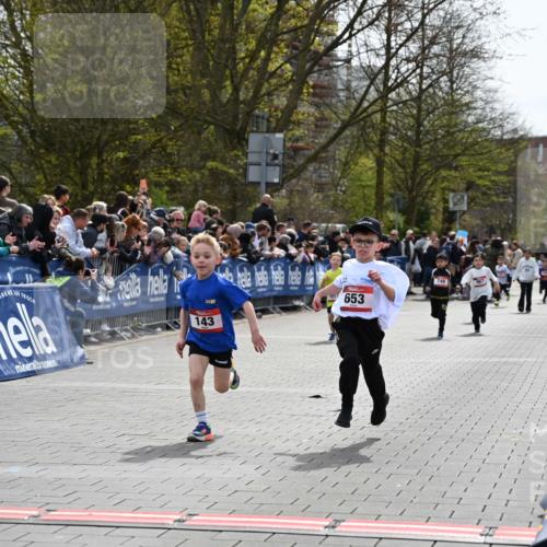12.04.2026 - 45. Internationalen Wilhelmsburger Insellauf J. Mangold http://msf.ph/oto/9520353 12.04.2026 14:08:40 Ziel 782, 258, 175, 174, 653, 143, 1057, 232 meine-sportfotos.de