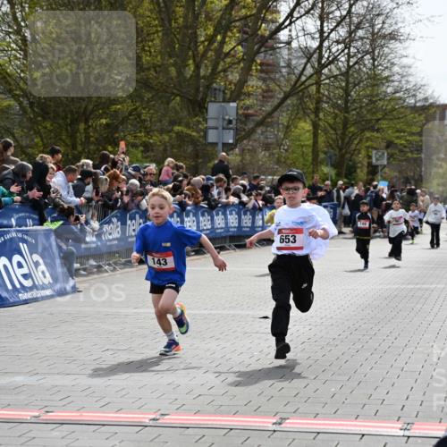 12.04.2026 - 45. Internationalen Wilhelmsburger Insellauf J. Mangold http://msf.ph/oto/9520354 12.04.2026 14:08:40 Ziel 782, 258, 175, 174, 653, 143, 1057, 232 meine-sportfotos.de