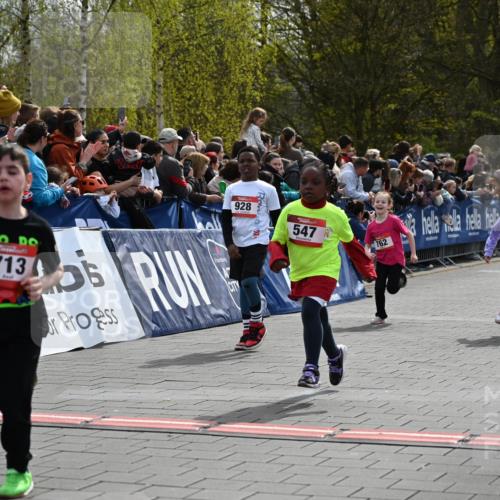 12.04.2026 - 45. Internationalen Wilhelmsburger Insellauf J. Mangold http://msf.ph/oto/9520469 12.04.2026 14:09:01 Ziel 91, 254, 1506, 266, 713, 547, 762, 281, 928, 953 meine-sportfotos.de
