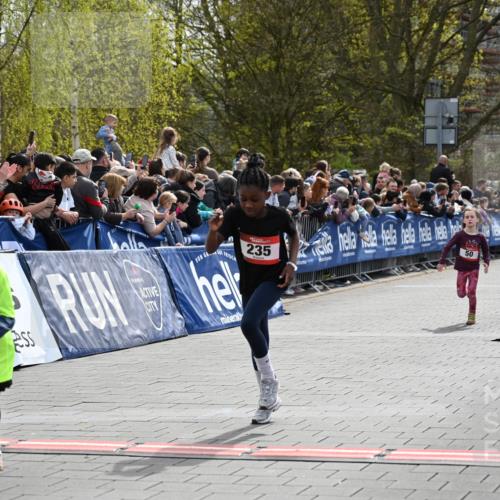 12.04.2026 - 45. Internationalen Wilhelmsburger Insellauf J. Mangold http://msf.ph/oto/9520490 12.04.2026 14:09:06 Ziel 762, 281, 928, 953, 614, 235, 50, 256 meine-sportfotos.de