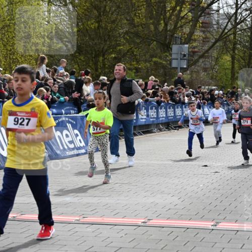 12.04.2026 - 45. Internationalen Wilhelmsburger Insellauf J. Mangold http://msf.ph/oto/9520590 12.04.2026 14:09:22 Ziel 947, 180, 12, 911, 741, 1502, 927, 215, 577, 223, 271, 691, 1511, 252 meine-sportfotos.de