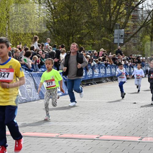 12.04.2026 - 45. Internationalen Wilhelmsburger Insellauf J. Mangold http://msf.ph/oto/9520593 12.04.2026 14:09:22 Ziel 947, 180, 12, 911, 741, 1502, 927, 215, 577, 223, 271, 691, 1511, 252 meine-sportfotos.de