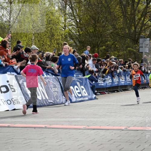 12.04.2026 - 45. Internationalen Wilhelmsburger Insellauf J. Mangold http://msf.ph/oto/9520689 12.04.2026 14:09:38 Ziel 25, 1066, 209, 915, 221, 541, 1501, 249, 1059, 1516, 94, 921, 251, 945 meine-sportfotos.de