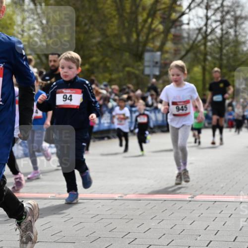 12.04.2026 - 45. Internationalen Wilhelmsburger Insellauf J. Mangold http://msf.ph/oto/9520724 12.04.2026 14:09:42 Ziel 1501, 249, 1059, 1516, 94, 921, 251, 945, 934, 212, 735, 190, 240, 1520 meine-sportfotos.de
