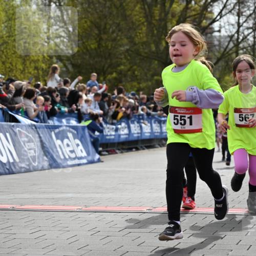 12.04.2026 - 45. Internationalen Wilhelmsburger Insellauf J. Mangold http://msf.ph/oto/9520816 12.04.2026 14:09:55 Ziel 7, 917, 284, 44, 200, 563, 53, 712, 1512, 1525, 551, 764, 567, 720, 719, 907, 158, 268 meine-sportfotos.de
