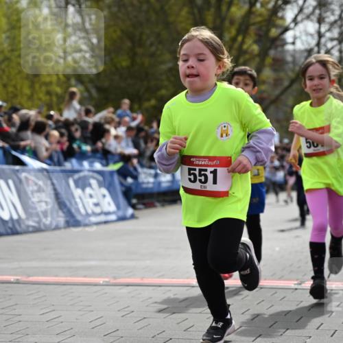 12.04.2026 - 45. Internationalen Wilhelmsburger Insellauf J. Mangold http://msf.ph/oto/9520818 12.04.2026 14:09:55 Ziel 7, 917, 284, 44, 200, 563, 53, 712, 1512, 1525, 551, 764, 567, 720, 719, 907, 158, 268 meine-sportfotos.de