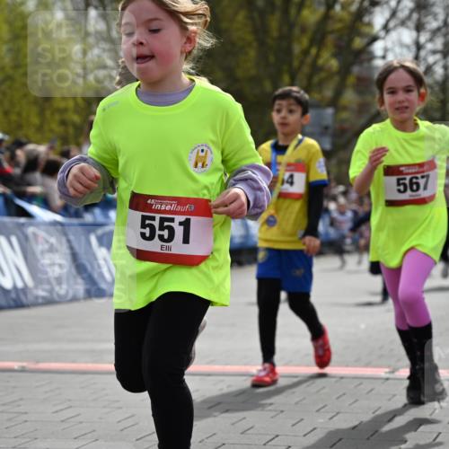 12.04.2026 - 45. Internationalen Wilhelmsburger Insellauf J. Mangold http://msf.ph/oto/9520821 12.04.2026 14:09:55 Ziel 7, 917, 284, 44, 200, 563, 53, 712, 1512, 1525, 551, 764, 567, 720, 719, 907, 158, 268 meine-sportfotos.de