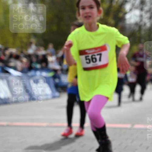 12.04.2026 - 45. Internationalen Wilhelmsburger Insellauf J. Mangold http://msf.ph/oto/9520828 12.04.2026 14:09:56 Ziel 284, 44, 200, 563, 53, 712, 1512, 1525, 551, 764, 567, 720, 719, 907, 158, 268, 543, 721 meine-sportfotos.de