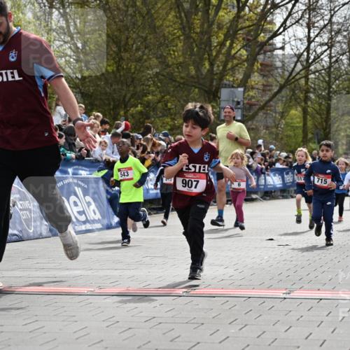 12.04.2026 - 45. Internationalen Wilhelmsburger Insellauf J. Mangold http://msf.ph/oto/9520847 12.04.2026 14:09:59 Ziel 720, 719, 907, 158, 268, 543, 721, 1503, 736, 715, 6, 1504, 412, 681 meine-sportfotos.de