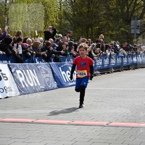 12.04.2026 - 45. Internationalen Wilhelmsburger Insellauf J. Mangold http://msf.ph/oto/9521397 12.04.2026 14:19:14 Ziel 1624 meine-sportfotos.de