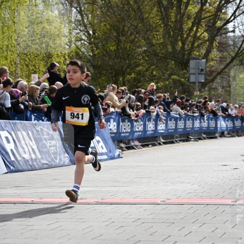 12.04.2026 - 45. Internationalen Wilhelmsburger Insellauf J. Mangold http://msf.ph/oto/9521417 12.04.2026 14:19:30 Ziel 941, 265, 87 meine-sportfotos.de