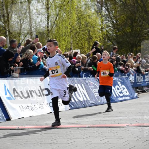 12.04.2026 - 45. Internationalen Wilhelmsburger Insellauf J. Mangold http://msf.ph/oto/9521476 12.04.2026 14:19:44 Ziel 950, 275, 480 meine-sportfotos.de