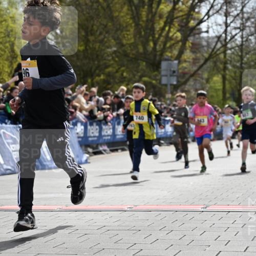12.04.2026 - 45. Internationalen Wilhelmsburger Insellauf J. Mangold http://msf.ph/oto/9521527 12.04.2026 14:19:54 Ziel 787, 952, 1604, 985, 944, 64, 96, 579, 740, 943, 793, 845, 682, 413, 982 meine-sportfotos.de