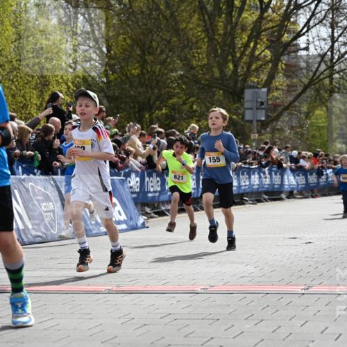12.04.2026 - 45. Internationalen Wilhelmsburger Insellauf J. Mangold http://msf.ph/oto/9521554 12.04.2026 14:19:58 Ziel 96, 579, 740, 943, 793, 845, 682, 413, 982, 155, 621, 1602 meine-sportfotos.de