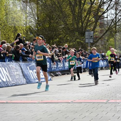 12.04.2026 - 45. Internationalen Wilhelmsburger Insellauf J. Mangold http://msf.ph/oto/9521570 12.04.2026 14:20:01 Ziel 682, 413, 982, 155, 621, 1602, 478, 83, 968, 465 meine-sportfotos.de