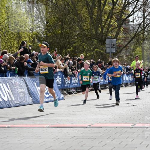 12.04.2026 - 45. Internationalen Wilhelmsburger Insellauf J. Mangold http://msf.ph/oto/9521571 12.04.2026 14:20:01 Ziel 682, 413, 982, 155, 621, 1602, 478, 83, 968, 465 meine-sportfotos.de