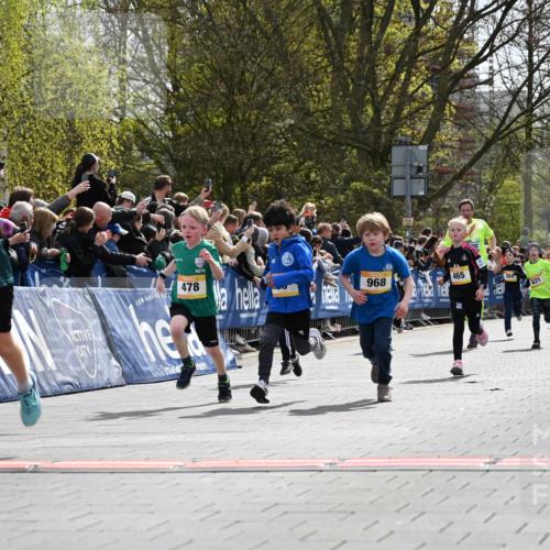 12.04.2026 - 45. Internationalen Wilhelmsburger Insellauf J. Mangold http://msf.ph/oto/9521579 12.04.2026 14:20:02 Ziel 982, 155, 621, 1602, 478, 83, 968, 465, 631, 1621 meine-sportfotos.de