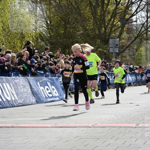 12.04.2026 - 45. Internationalen Wilhelmsburger Insellauf J. Mangold http://msf.ph/oto/9521603 12.04.2026 14:20:04 Ziel 1602, 478, 83, 968, 465, 631, 1621, 304, 225, 1618, 108, 534 meine-sportfotos.de