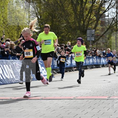 12.04.2026 - 45. Internationalen Wilhelmsburger Insellauf J. Mangold http://msf.ph/oto/9521611 12.04.2026 14:20:05 Ziel 1602, 478, 83, 968, 465, 631, 1621, 304, 225, 1618, 108, 534, 447, 560, 734 meine-sportfotos.de