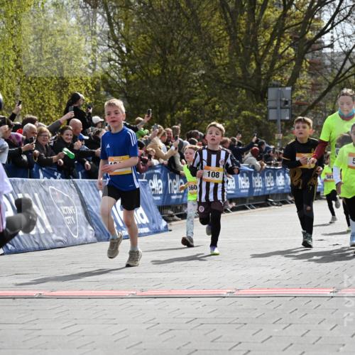 12.04.2026 - 45. Internationalen Wilhelmsburger Insellauf J. Mangold http://msf.ph/oto/9521626 12.04.2026 14:20:08 Ziel 465, 631, 1621, 304, 225, 1618, 108, 534, 447, 560, 734, 775, 587 meine-sportfotos.de