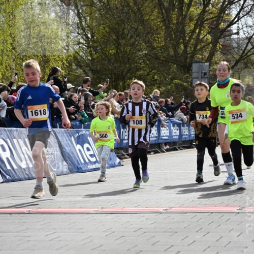 12.04.2026 - 45. Internationalen Wilhelmsburger Insellauf J. Mangold http://msf.ph/oto/9521628 12.04.2026 14:20:08 Ziel 465, 631, 1621, 304, 225, 1618, 108, 534, 447, 560, 734, 775, 587 meine-sportfotos.de