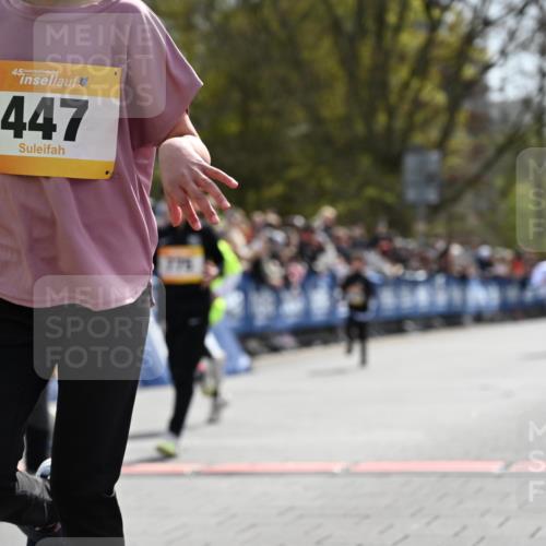 12.04.2026 - 45. Internationalen Wilhelmsburger Insellauf J. Mangold http://msf.ph/oto/9521651 12.04.2026 14:20:10 Ziel 631, 1621, 304, 225, 1618, 108, 534, 447, 560, 734, 775, 587, 405, 1060, 642, 753 meine-sportfotos.de