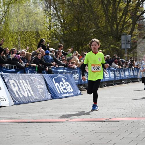 12.04.2026 - 45. Internationalen Wilhelmsburger Insellauf J. Mangold http://msf.ph/oto/9521776 12.04.2026 14:20:30 Ziel 998, 228, 298, 293, 744, 1008, 747, 262, 598, 730, 632, 1608, 165 meine-sportfotos.de