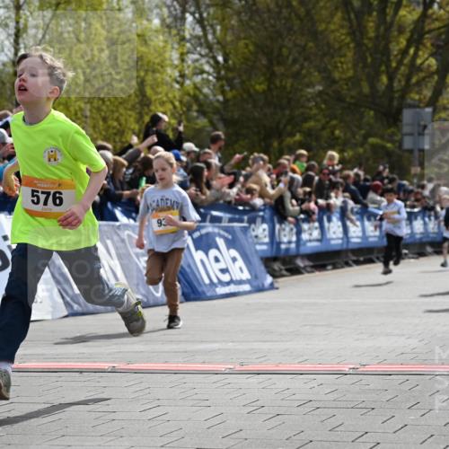 12.04.2026 - 45. Internationalen Wilhelmsburger Insellauf J. Mangold http://msf.ph/oto/9521821 12.04.2026 14:20:39 Ziel 171, 20, 313, 576, 935, 301, 61, 237, 578 meine-sportfotos.de