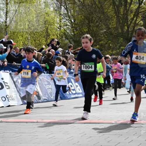 12.04.2026 - 45. Internationalen Wilhelmsburger Insellauf J. Mangold http://msf.ph/oto/9521871 12.04.2026 14:20:47 Ziel 578, 751, 940, 958, 832, 1610, 3, 285, 1073, 767, 404, 318, 539, 431, 135, 545, 537, 30, 133, 977, 84, 1606, 473, 956, 467 meine-sportfotos.de