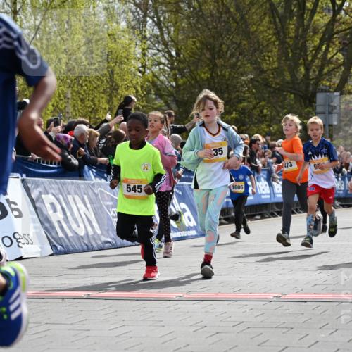 12.04.2026 - 45. Internationalen Wilhelmsburger Insellauf J. Mangold http://msf.ph/oto/9521885 12.04.2026 14:20:48 Ziel 751, 940, 958, 832, 1610, 3, 285, 1073, 767, 404, 318, 539, 431, 135, 545, 537, 30, 133, 977, 84, 1606, 473, 956, 467, 324, 299 meine-sportfotos.de