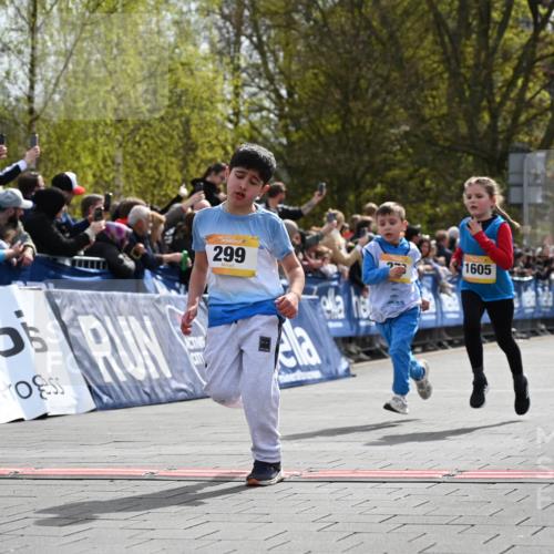 12.04.2026 - 45. Internationalen Wilhelmsburger Insellauf J. Mangold http://msf.ph/oto/9521919 12.04.2026 14:20:53 Ziel 537, 30, 133, 977, 84, 1606, 473, 956, 467, 324, 299, 1605, 278, 760 meine-sportfotos.de