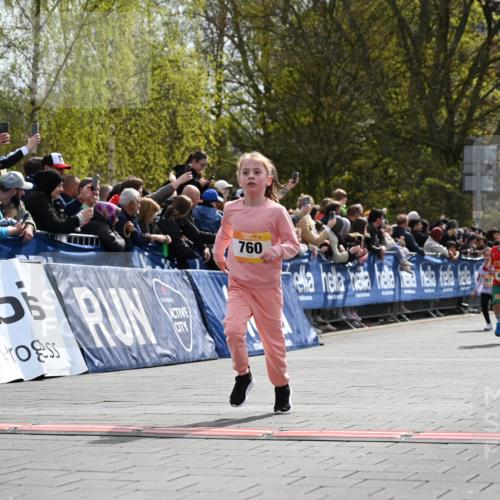 12.04.2026 - 45. Internationalen Wilhelmsburger Insellauf J. Mangold http://msf.ph/oto/9521938 12.04.2026 14:20:56 Ziel 324, 299, 1605, 278, 760, 257, 463, 437, 1616, 692 meine-sportfotos.de