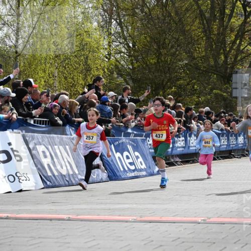 12.04.2026 - 45. Internationalen Wilhelmsburger Insellauf J. Mangold http://msf.ph/oto/9521946 12.04.2026 14:20:58 Ziel 760, 257, 463, 437, 1616, 692, 696, 107, 818, 732 meine-sportfotos.de