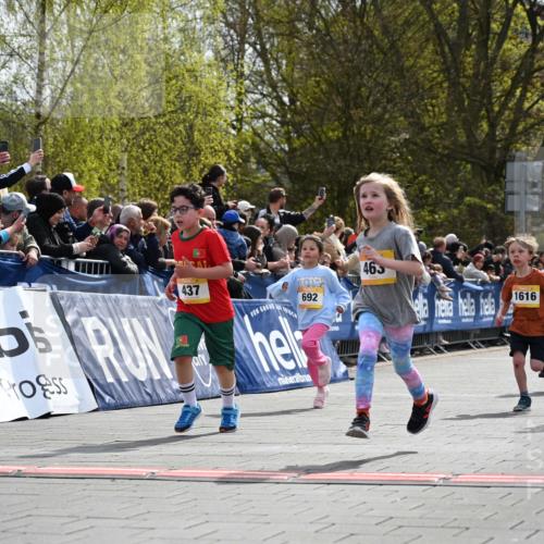 12.04.2026 - 45. Internationalen Wilhelmsburger Insellauf J. Mangold http://msf.ph/oto/9521954 12.04.2026 14:20:59 Ziel 760, 257, 463, 437, 1616, 692, 696, 107, 818, 732 meine-sportfotos.de