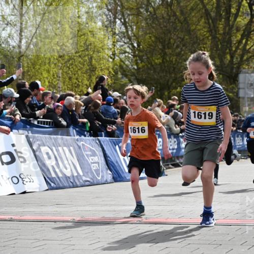 12.04.2026 - 45. Internationalen Wilhelmsburger Insellauf J. Mangold http://msf.ph/oto/9521963 12.04.2026 14:21:00 Ziel 760, 257, 463, 437, 1616, 692, 696, 107, 818, 732, 756, 1603 meine-sportfotos.de