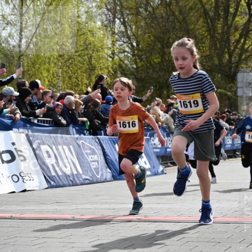 12.04.2026 - 45. Internationalen Wilhelmsburger Insellauf J. Mangold http://msf.ph/oto/9521964 12.04.2026 14:21:01 Ziel 257, 463, 437, 1616, 692, 696, 107, 818, 732, 756, 1603, 162 meine-sportfotos.de