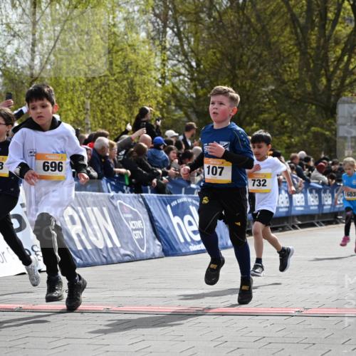 12.04.2026 - 45. Internationalen Wilhelmsburger Insellauf J. Mangold http://msf.ph/oto/9521977 12.04.2026 14:21:02 Ziel 257, 463, 437, 1616, 692, 696, 107, 818, 732, 756, 1603, 162 meine-sportfotos.de